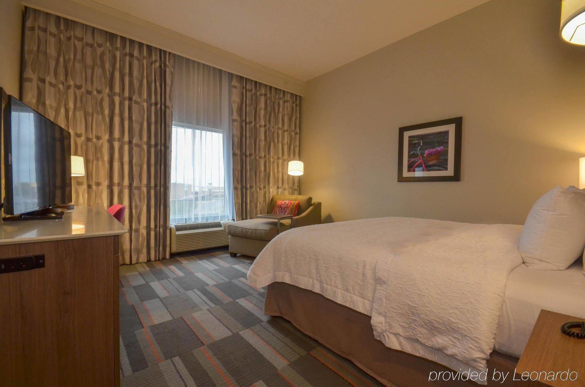 Hampton Inn North Little Rock Mccain Mall, Ar Exterior photo
